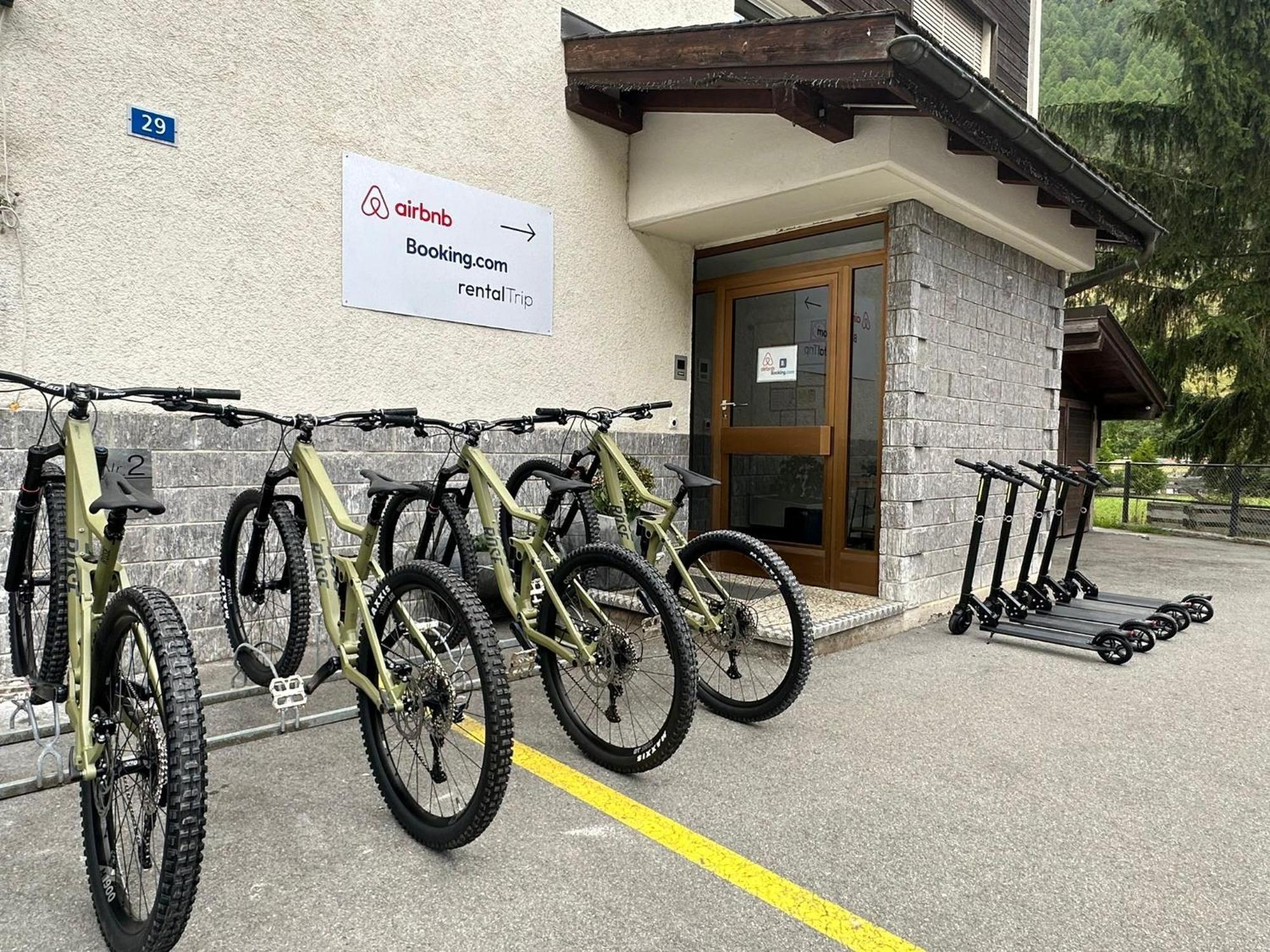 Panorama Apartment For 4 Near Zermatt Täsch Exteriér fotografie